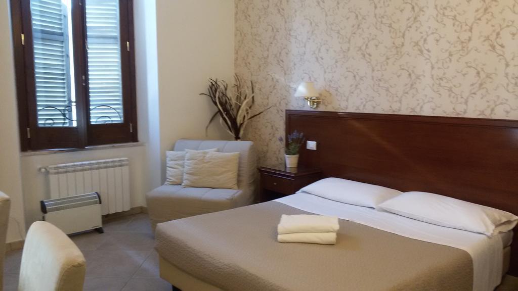 Mrs Julie Guesthouse Roma Ngoại thất bức ảnh