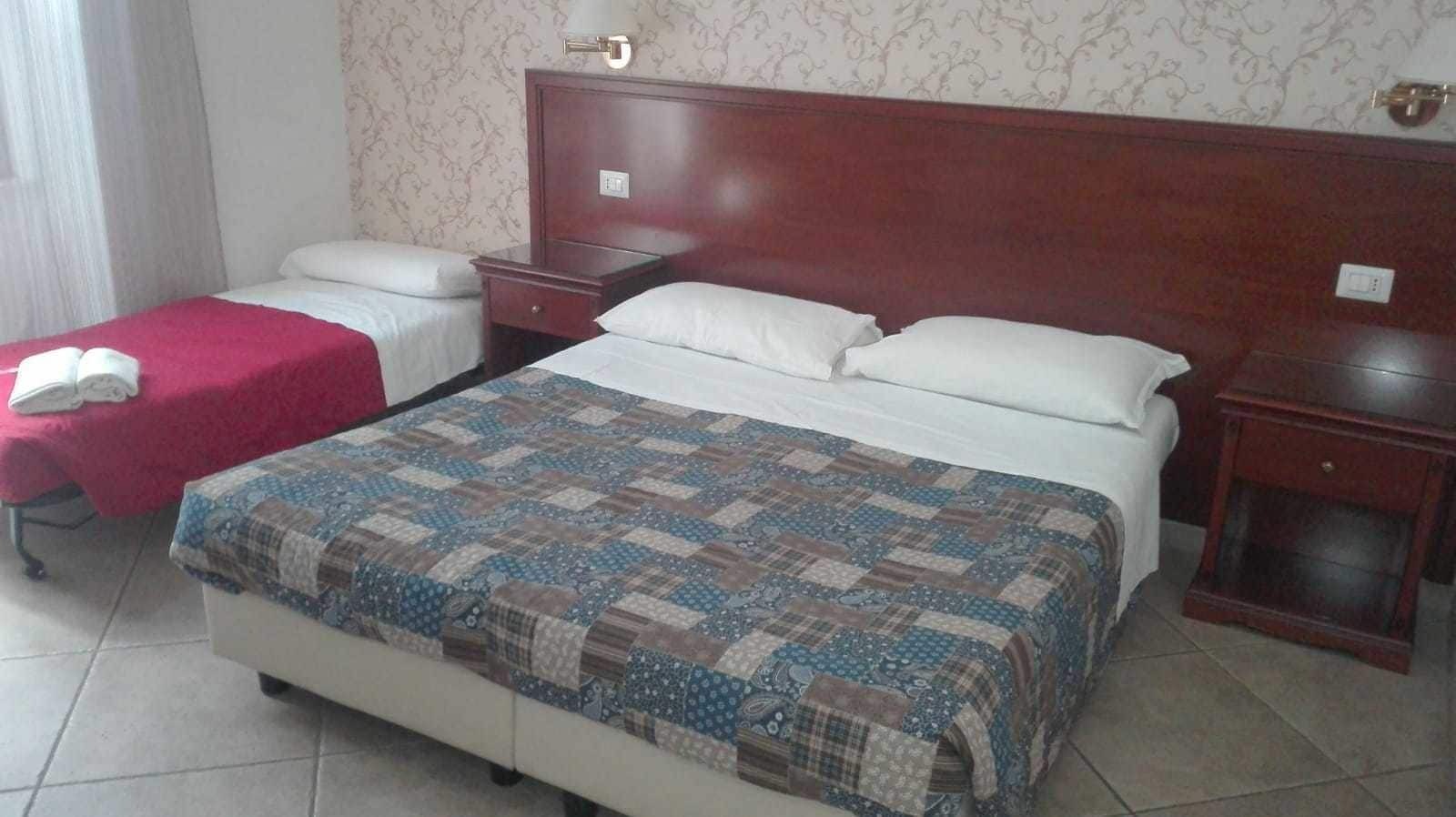 Mrs Julie Guesthouse Roma Ngoại thất bức ảnh
